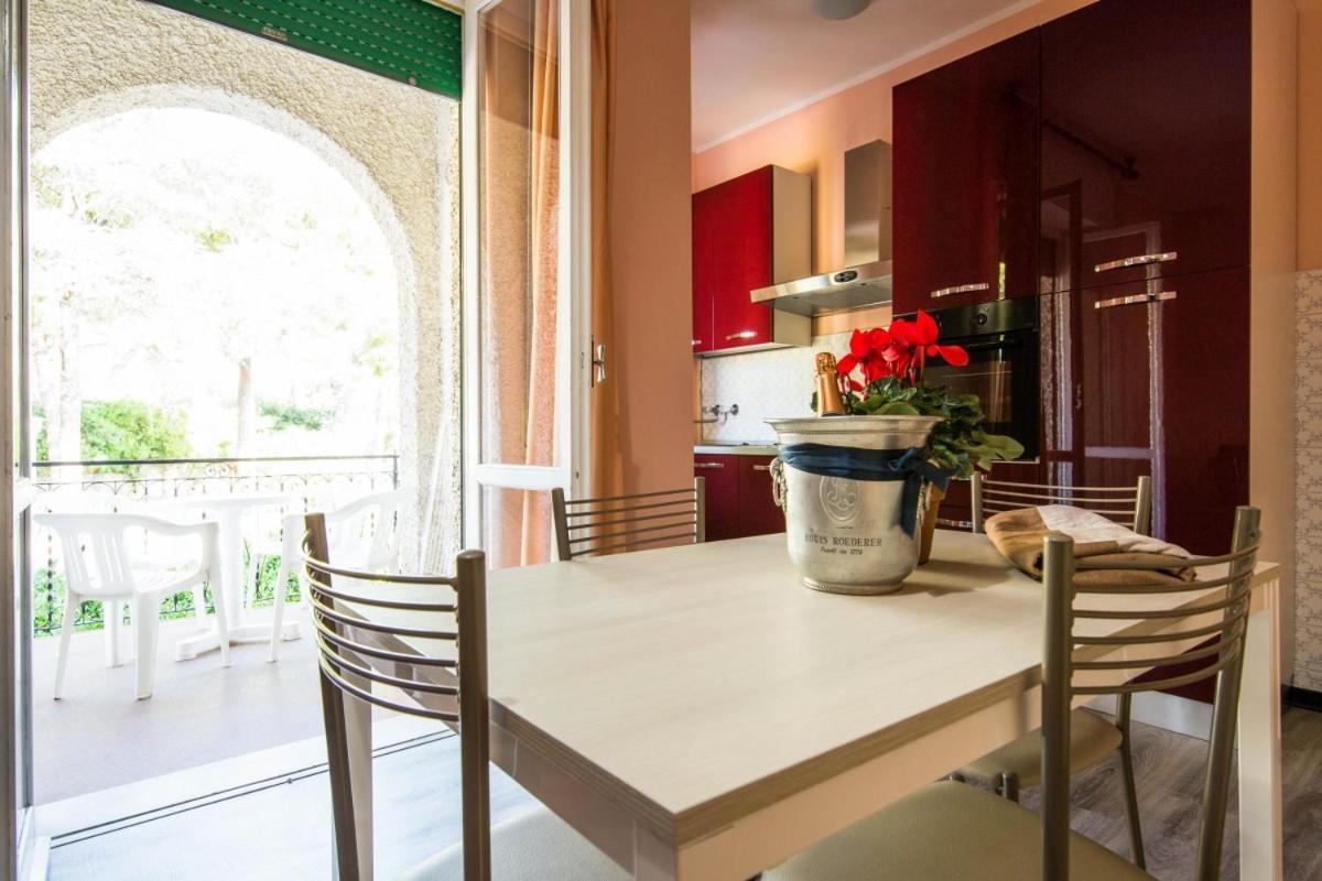 Residence Riviera Mare Pietra Ligure Dış mekan fotoğraf
