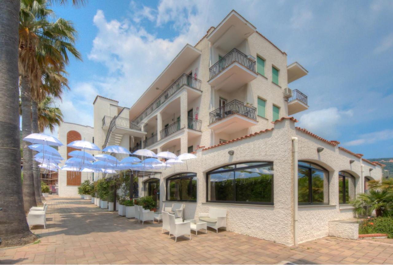 Residence Riviera Mare Pietra Ligure Dış mekan fotoğraf