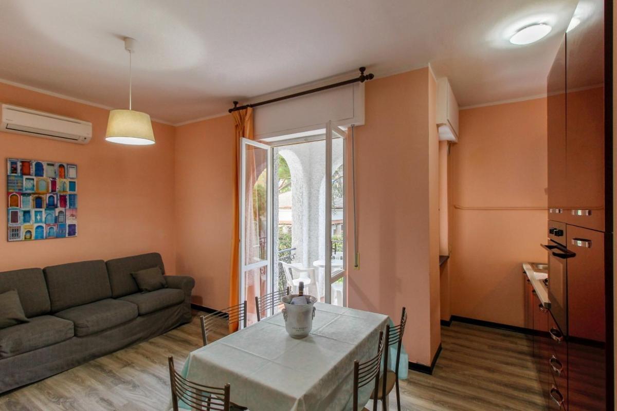 Residence Riviera Mare Pietra Ligure Dış mekan fotoğraf